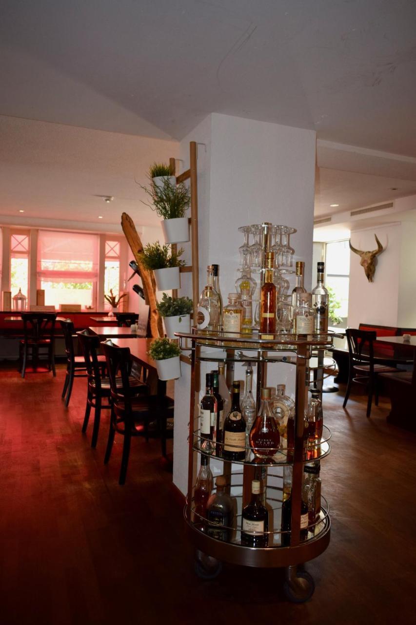 Hotel Baeren Lachen Exterior photo